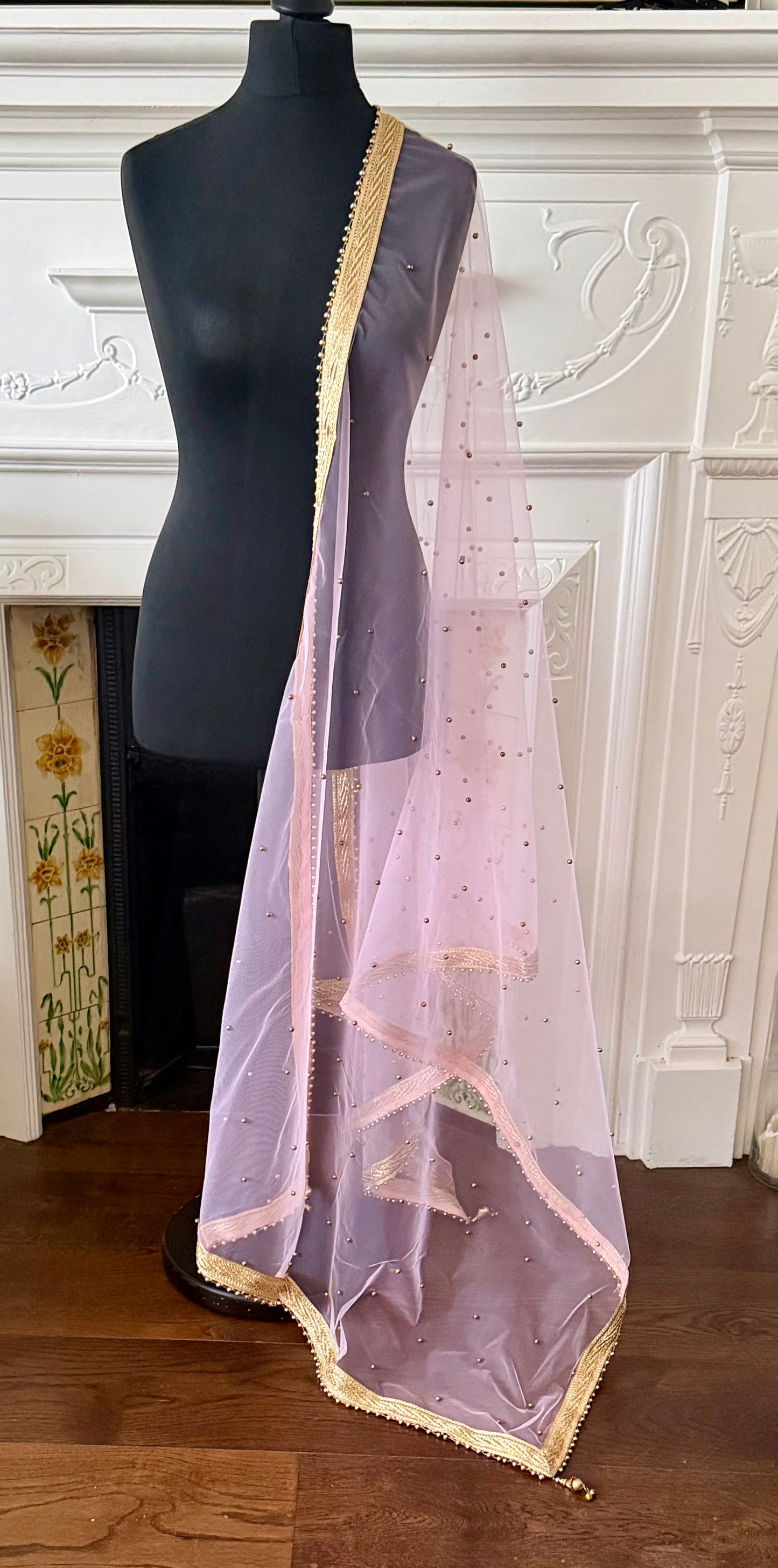 Pink Net Dupatta| Sample Sale| Net| All over beads| Border | Latkan| Clearance might have slight defects**