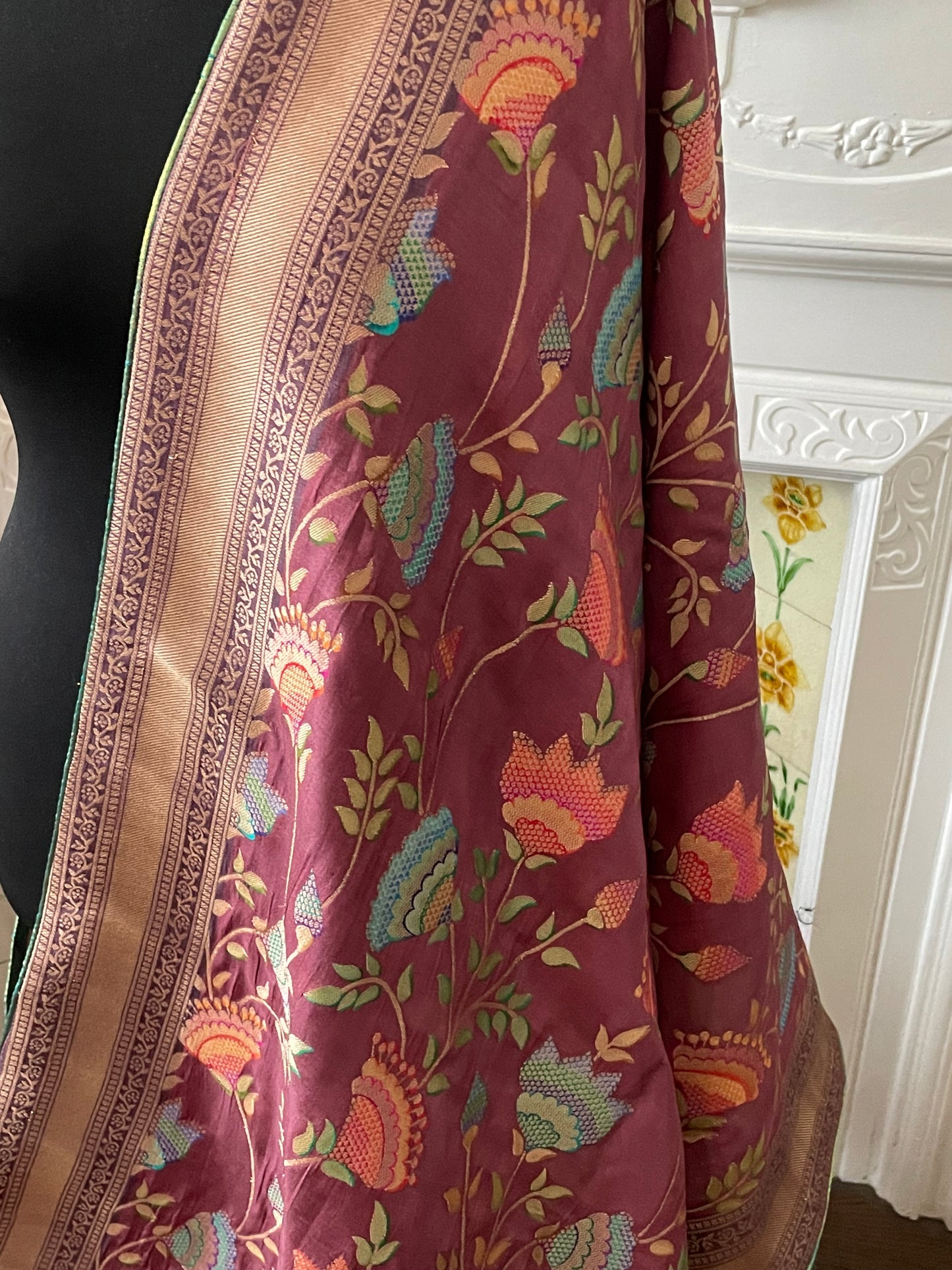 Muted Wine/ Dusted Mehroon Elegant & Suave Benarsi Banarsi Zari Woven Silk Duppattas Scarf Chunni Chunri Odhni