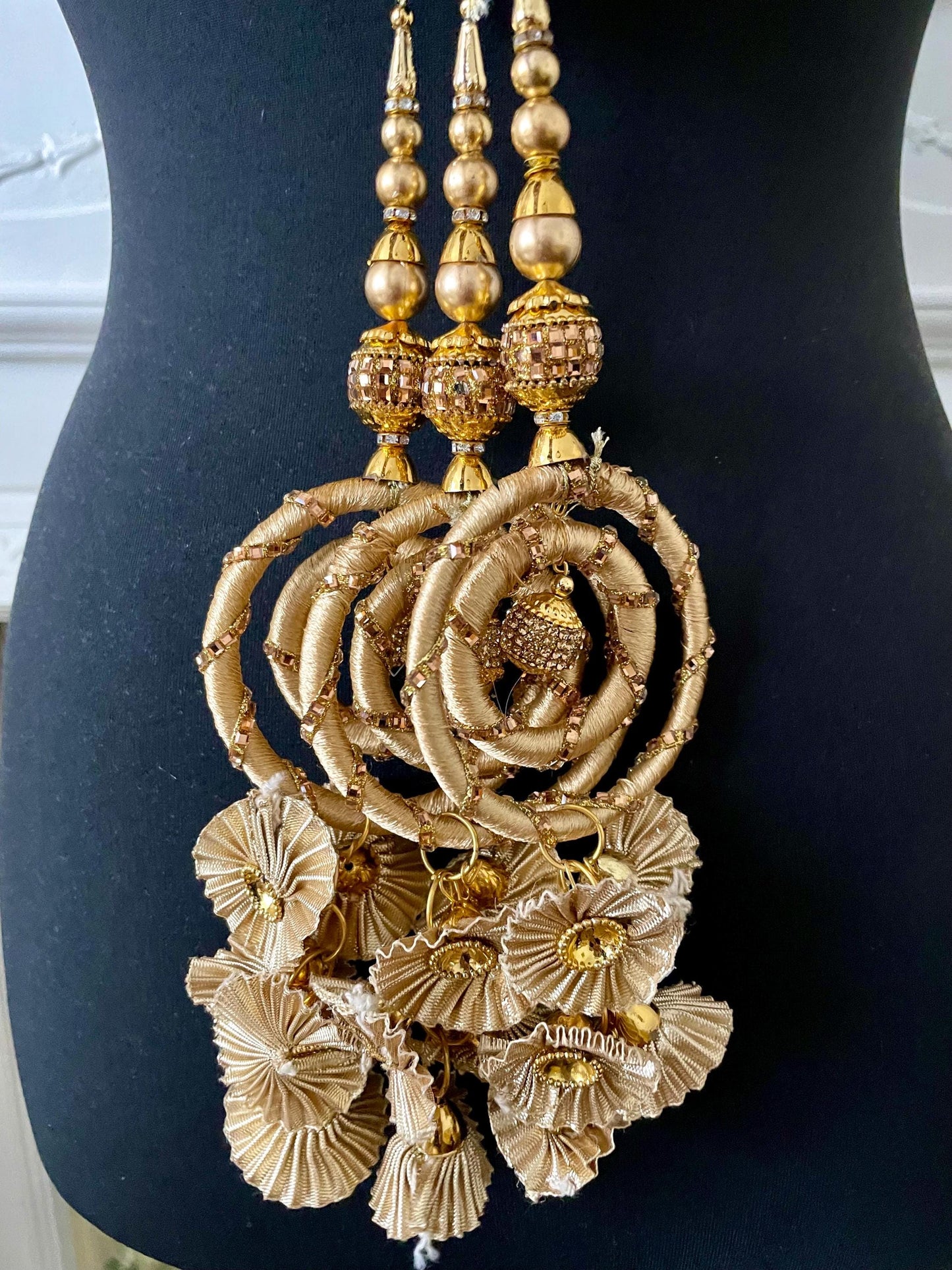 Paranda Gold Latkans Parandi Parandey Punjabi Themed Weddings Patiala Sangeet Mehendi Maiyoon