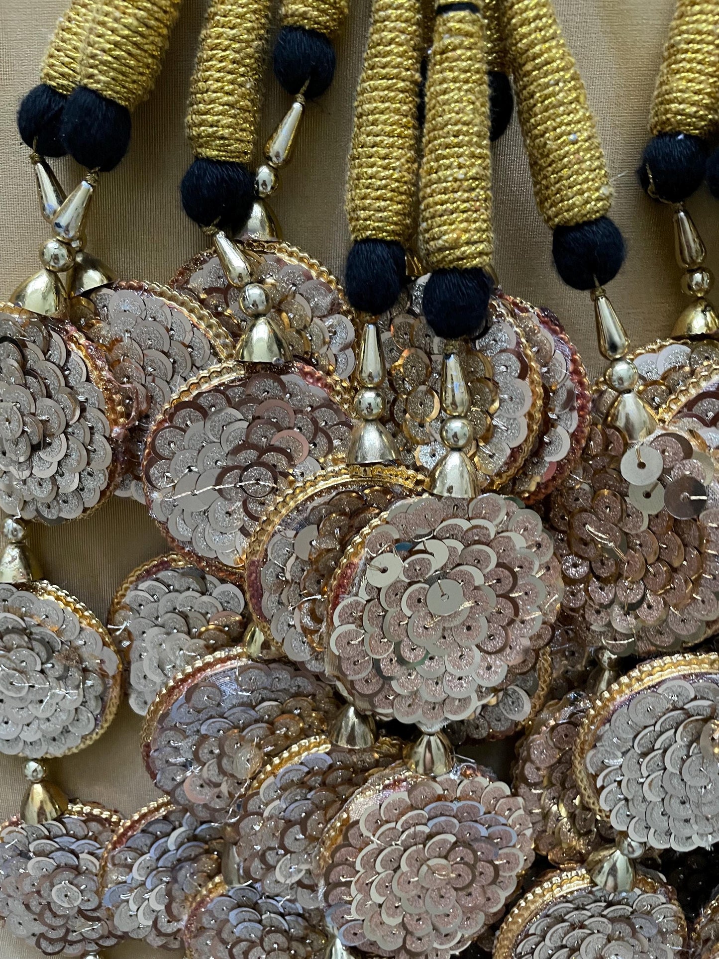 Paranda Latkans Parandi Parandey Punjabi Themed Weddings Patiala Sangeet Mehendi Maiyoon|Lightweight