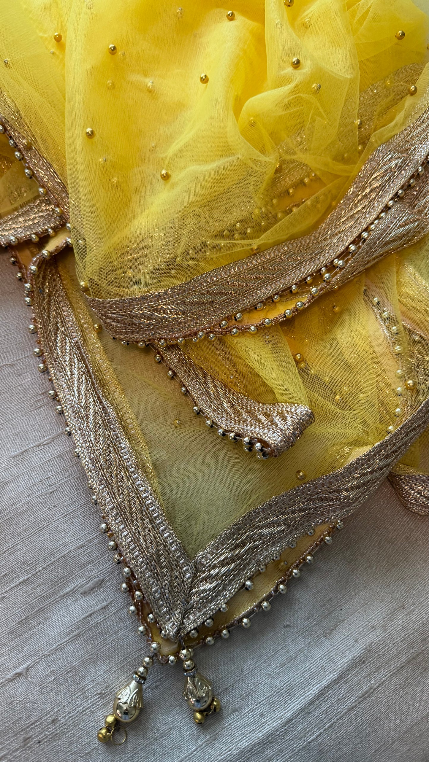 Yellow Net Dupatta| Sample Sale| Net| All over beads| Border | Latkan| Clearance might have slight defects**