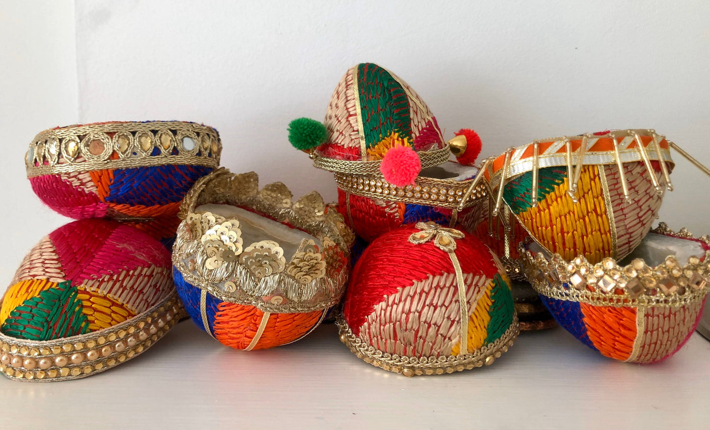 10 x Phulkari Thuttis Decorated Coconut Halves Nariyal essential Sikh Wedding Ladies Milni South Indian Wedding Accessory Asian Weddings