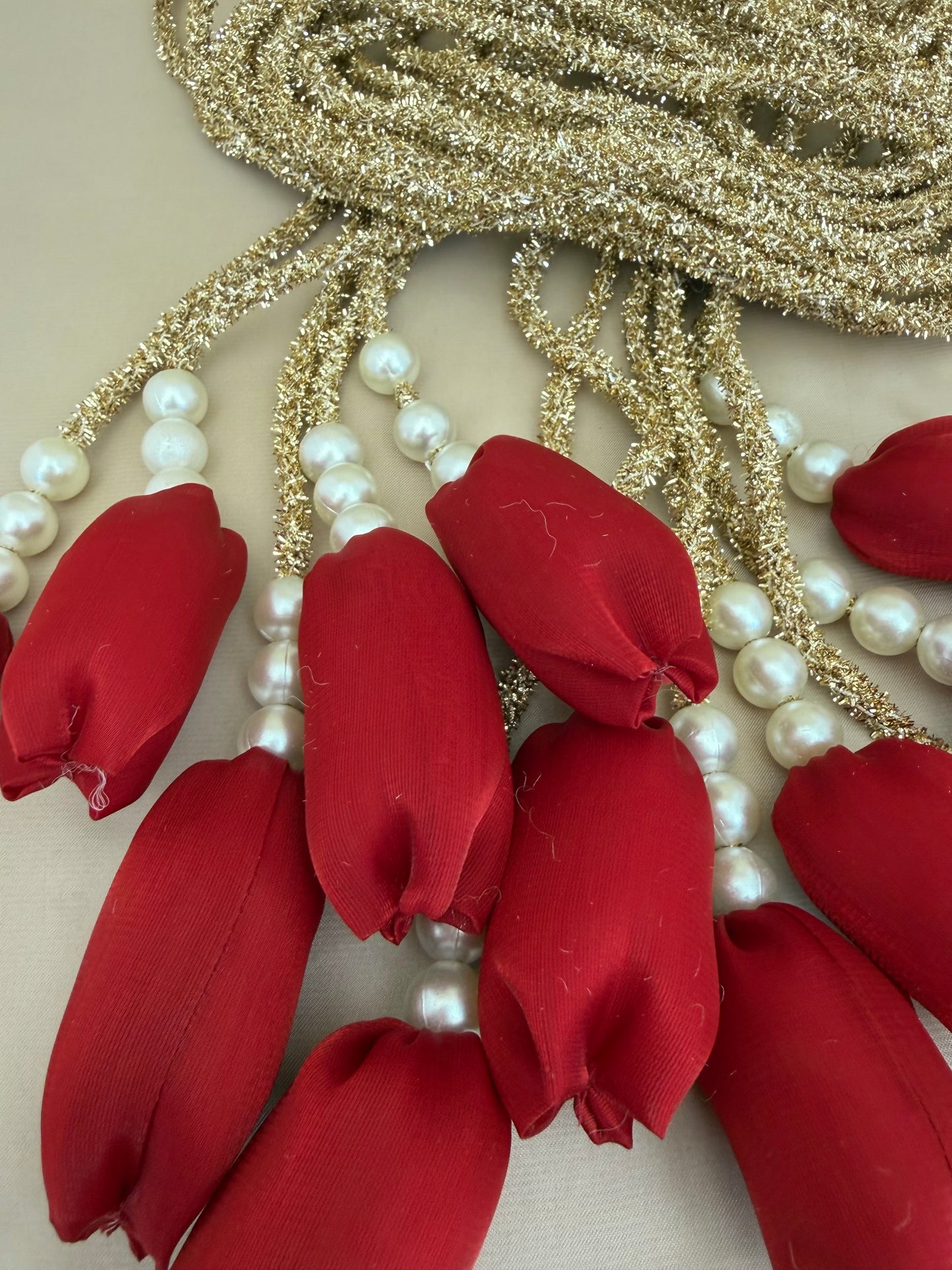 Viral Mehroon Tulip Paranda Lightweight* Perfect for Maiyoon Mehendi Sangeet Dholki Wedding Hair Accessory| 12 Tulips