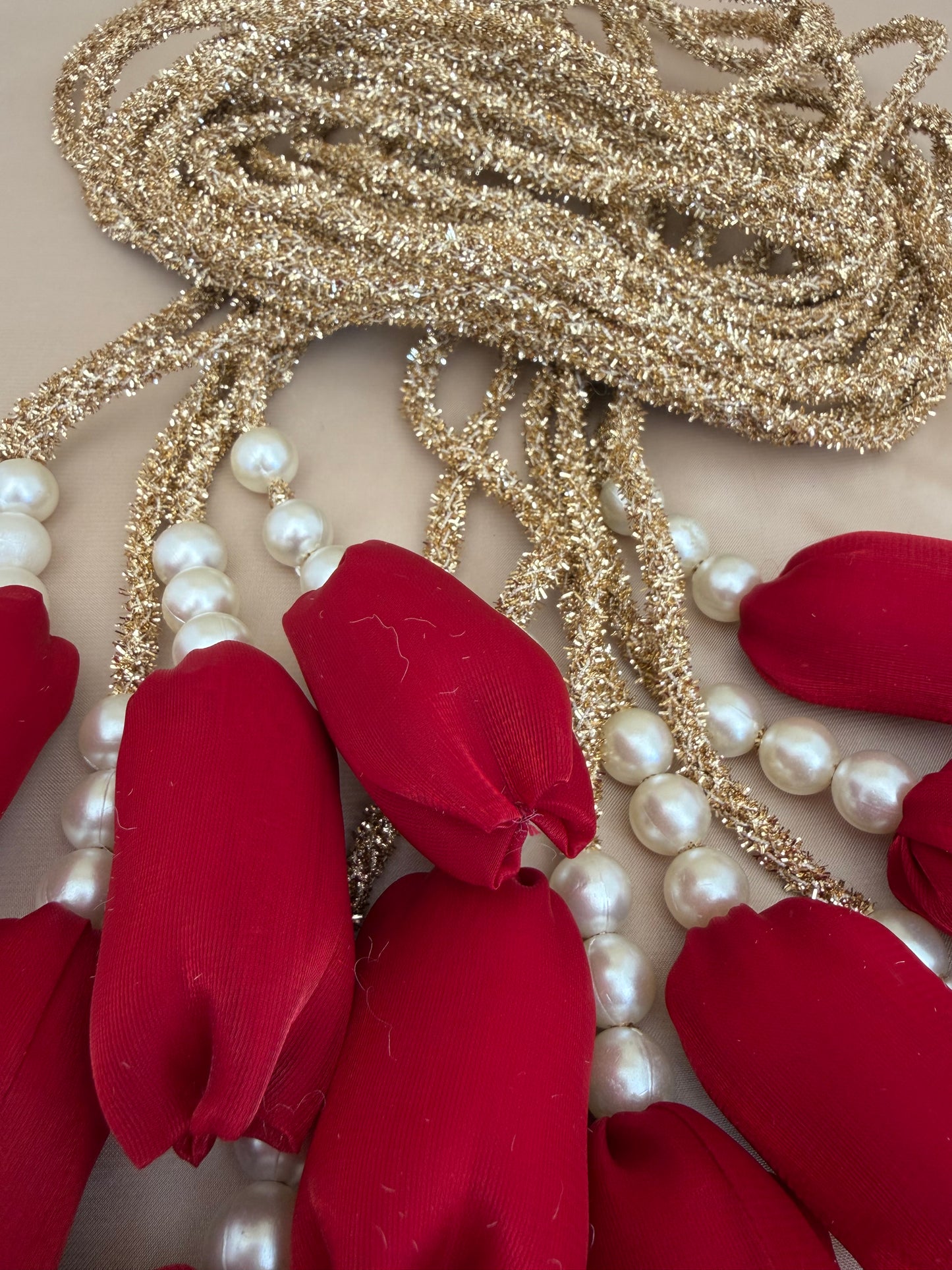 Viral Mehroon Tulip Paranda Lightweight* Perfect for Maiyoon Mehendi Sangeet Dholki Wedding Hair Accessory| 12 Tulips