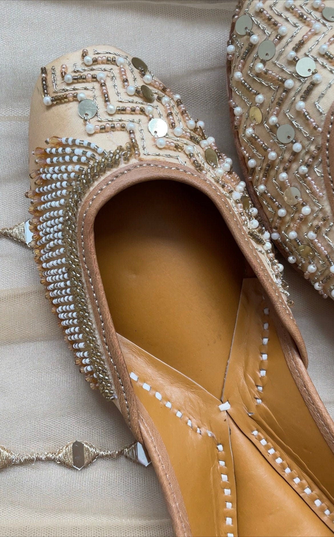 Nude Juttis Punjabi Jooti Moving tassel Women Shoes Khussa Embroidered pumps Bridal Shoes