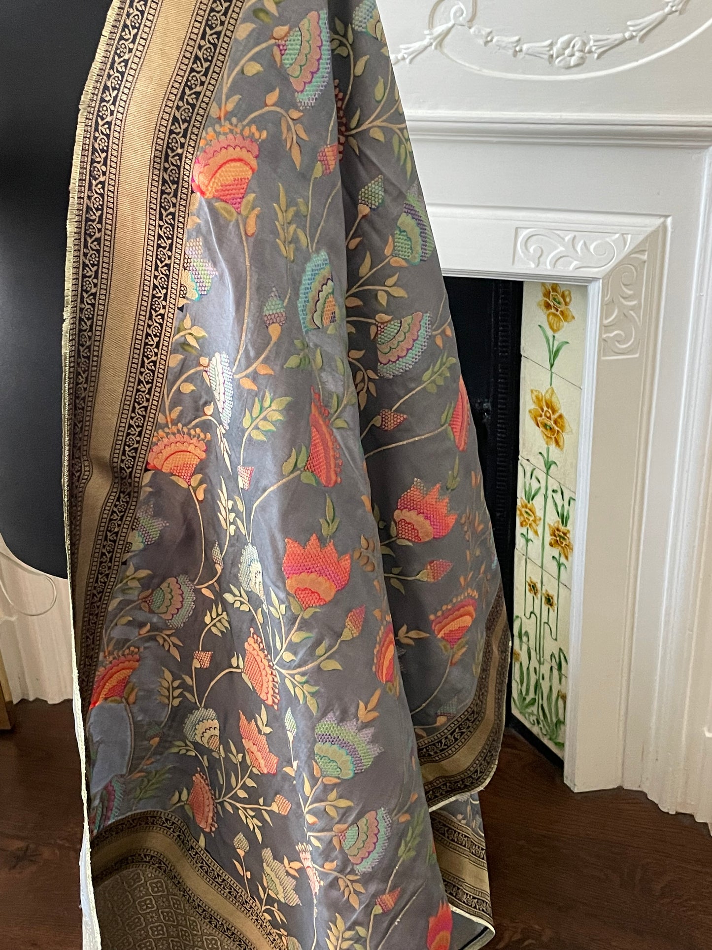 Grey Gray Elegant & Suave Benarsi Banarsi Zari Woven Silk Duppattas Scarf Chunni Chunri Odhni