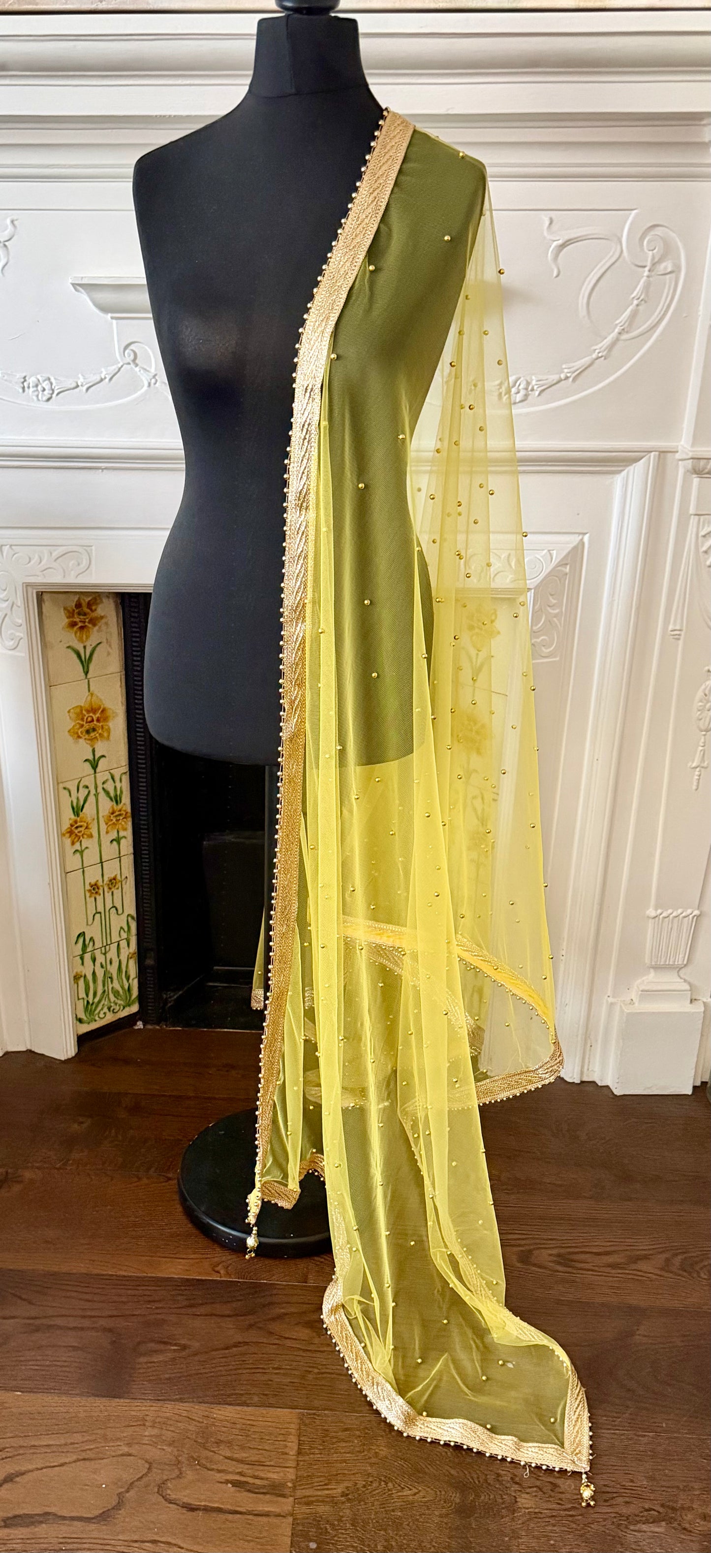 Yellow Net Dupatta| Sample Sale| Net| All over beads| Border | Latkan| Clearance might have slight defects**