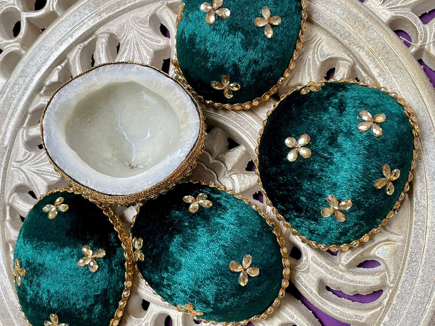 10 x Thuttis with extra decorations Coconut Halves Nariyal essential Sikh Wedding Ladies Milni South Indian Wedding Accessory Asian Weddings