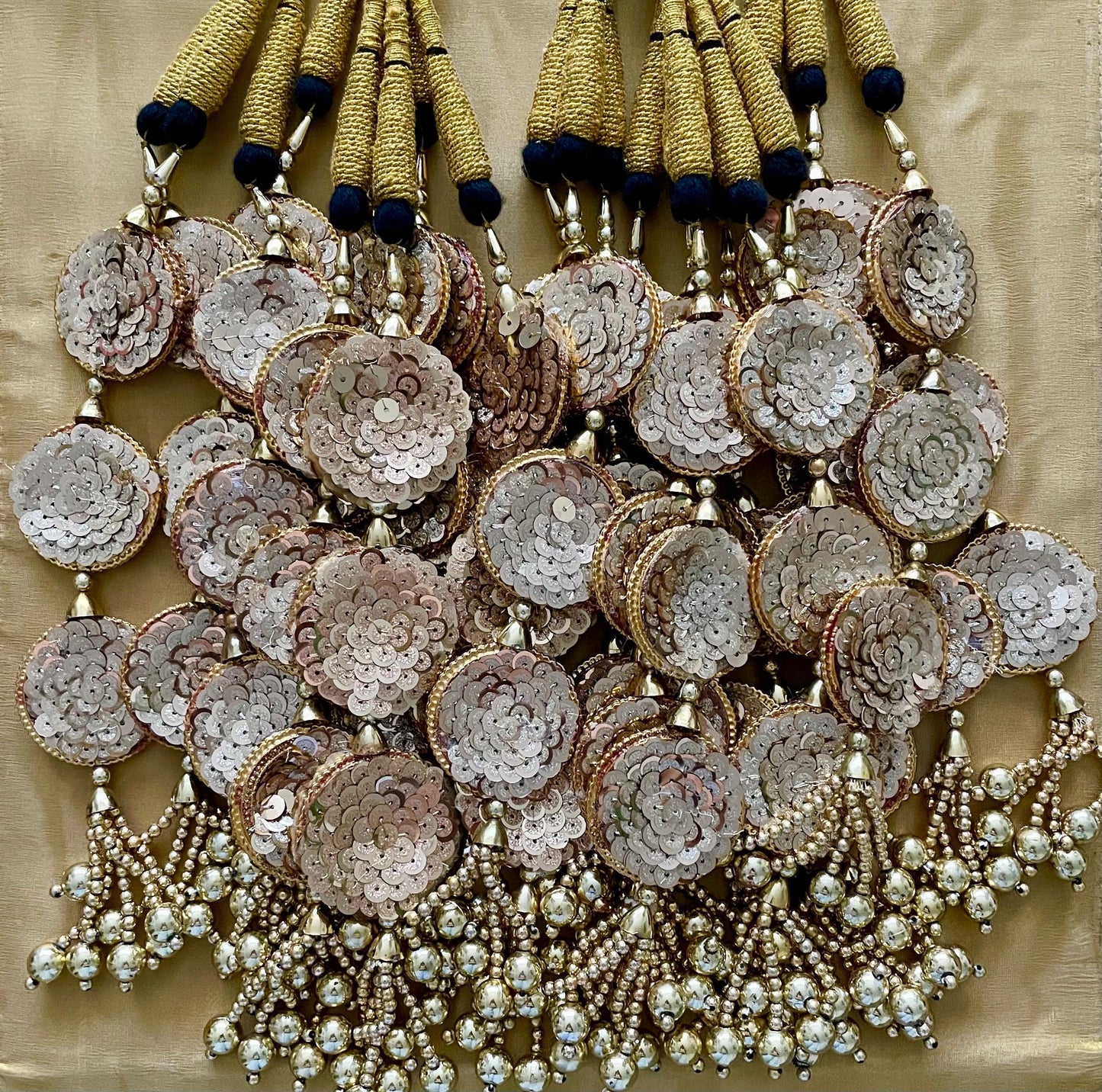 Paranda Latkans Parandi Parandey Punjabi Themed Weddings Patiala Sangeet Mehendi Maiyoon|Lightweight