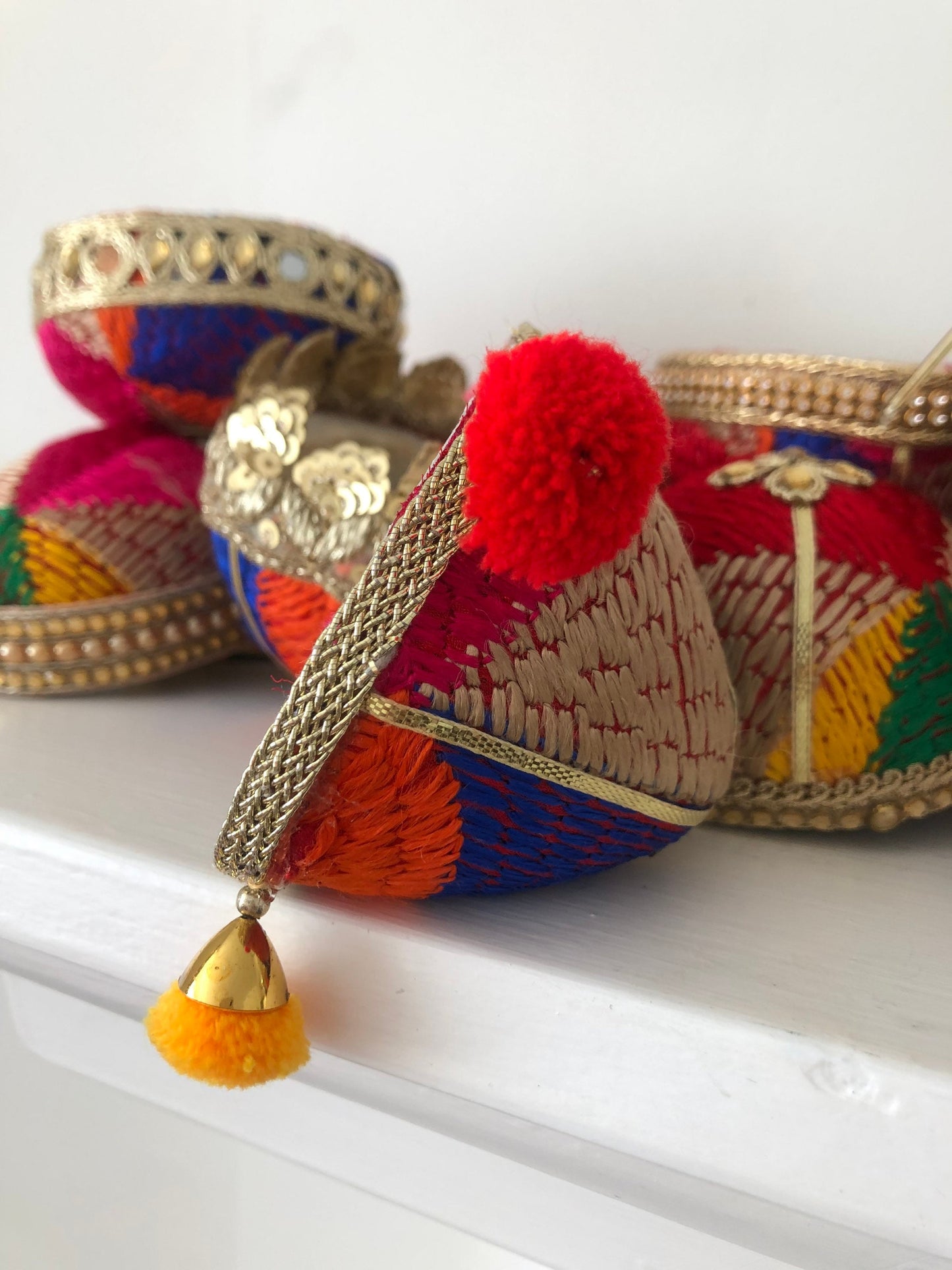 10 x Phulkari Thuttis Decorated Coconut Halves Nariyal essential Sikh Wedding Ladies Milni South Indian Wedding Accessory Asian Weddings