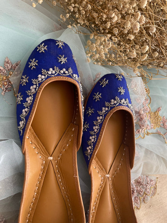 Blue Juttis Punjabi Jooti Women Shoes Khussa Embroidered pumps Bridal Shoes
