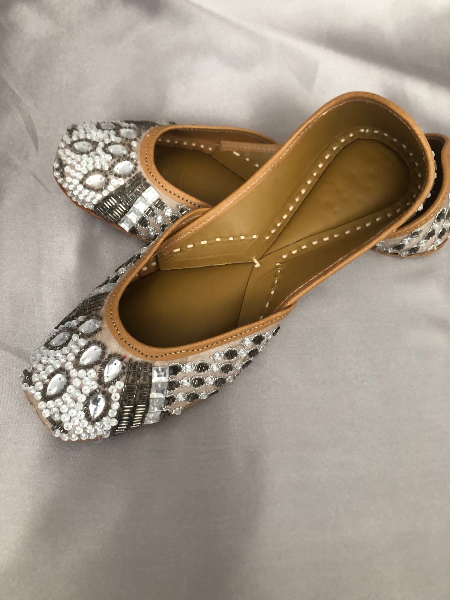 Silver Grey Punjabi Jutti/Jooti/Pakistani Khussa Wedding Shoes Perfect Bridesmaid gifts Leather Cushioned Insole