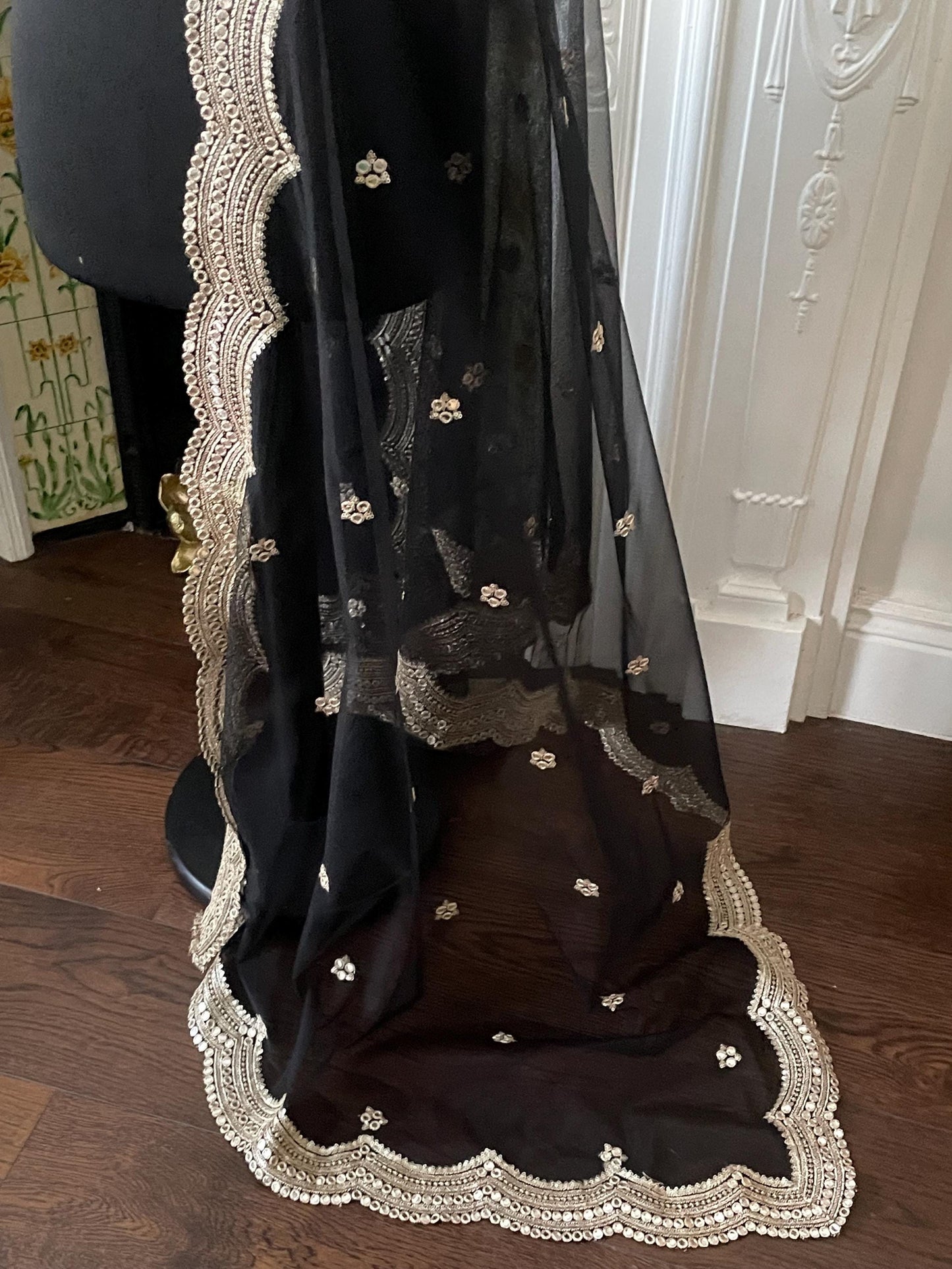 Black| Kalaa Net Duppattas scallop Sequin border Scarf Chunni Chunri Foil Mirror Border